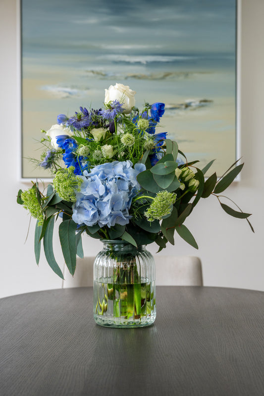 Classic Handtied
