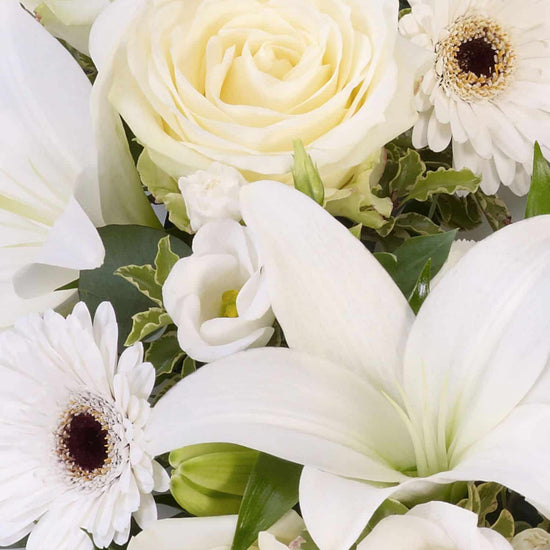 Rose And Lily Wreath White 1