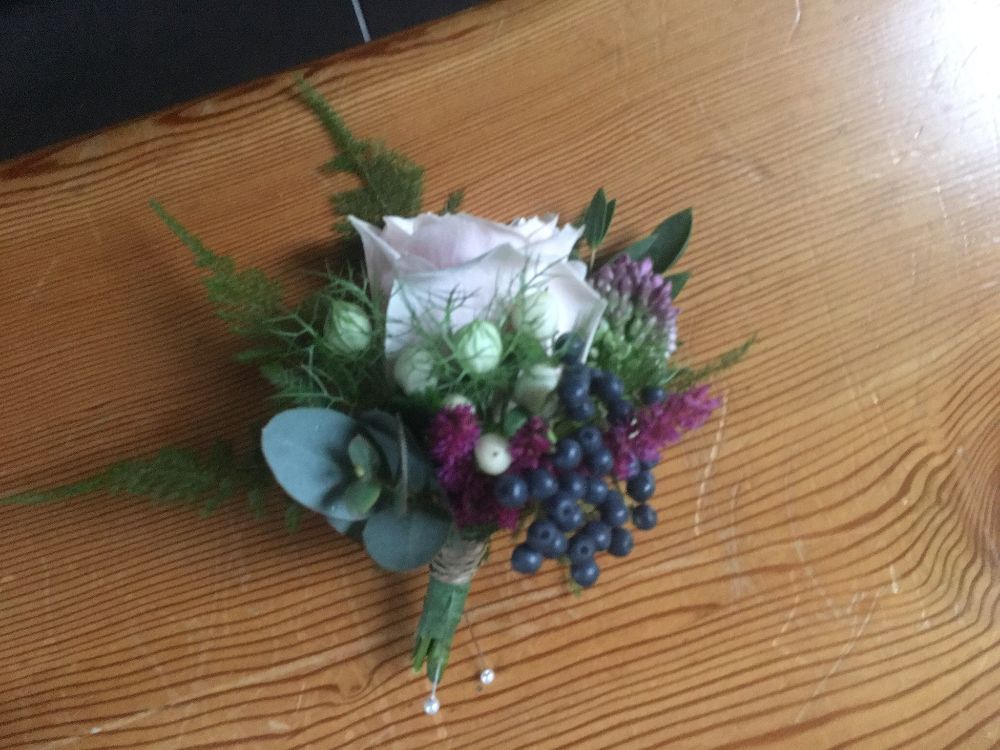 Buttonholes And Corsages Arbour Blooms (33)