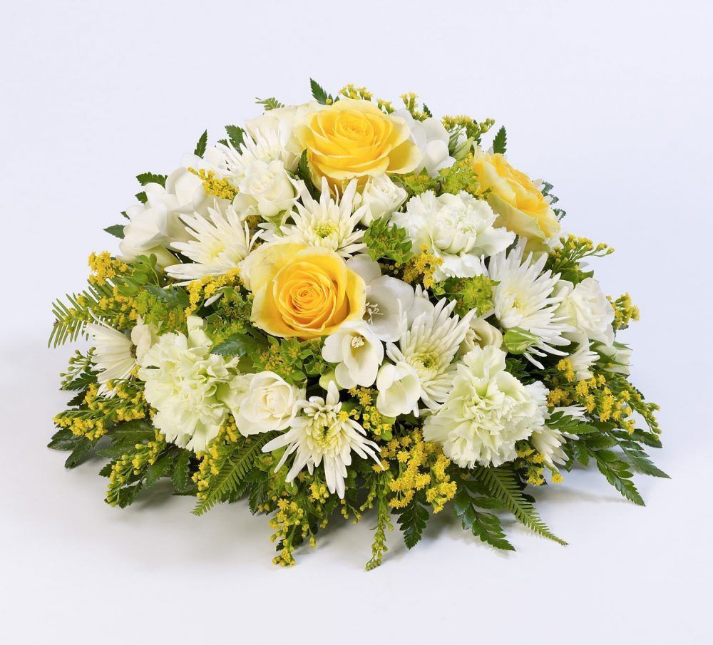 Classic Posy Yellow and White